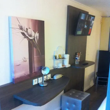 Inter-hotel La Neuvillette 兰斯